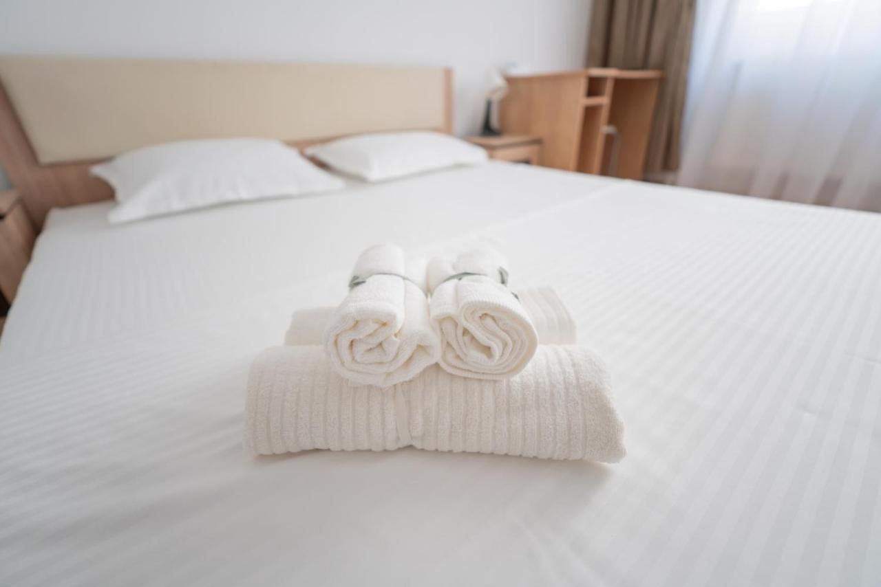 Hotel Studio Titan Bukurešť Exteriér fotografie
